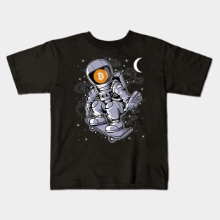 Astronaut Skate Bitcoin BTC Coin To The Moon Crypto Token Cryptocurrency Blockchain Wallet Birthday Gift For Men Women Kids Kids T-Shirt